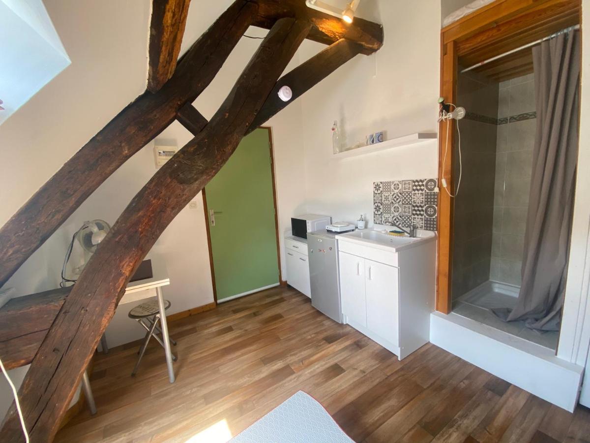 Le Puits Du Bourg Apartment Невер Екстериор снимка