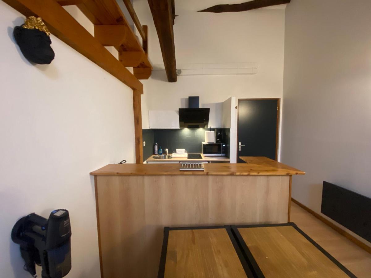 Le Puits Du Bourg Apartment Невер Екстериор снимка