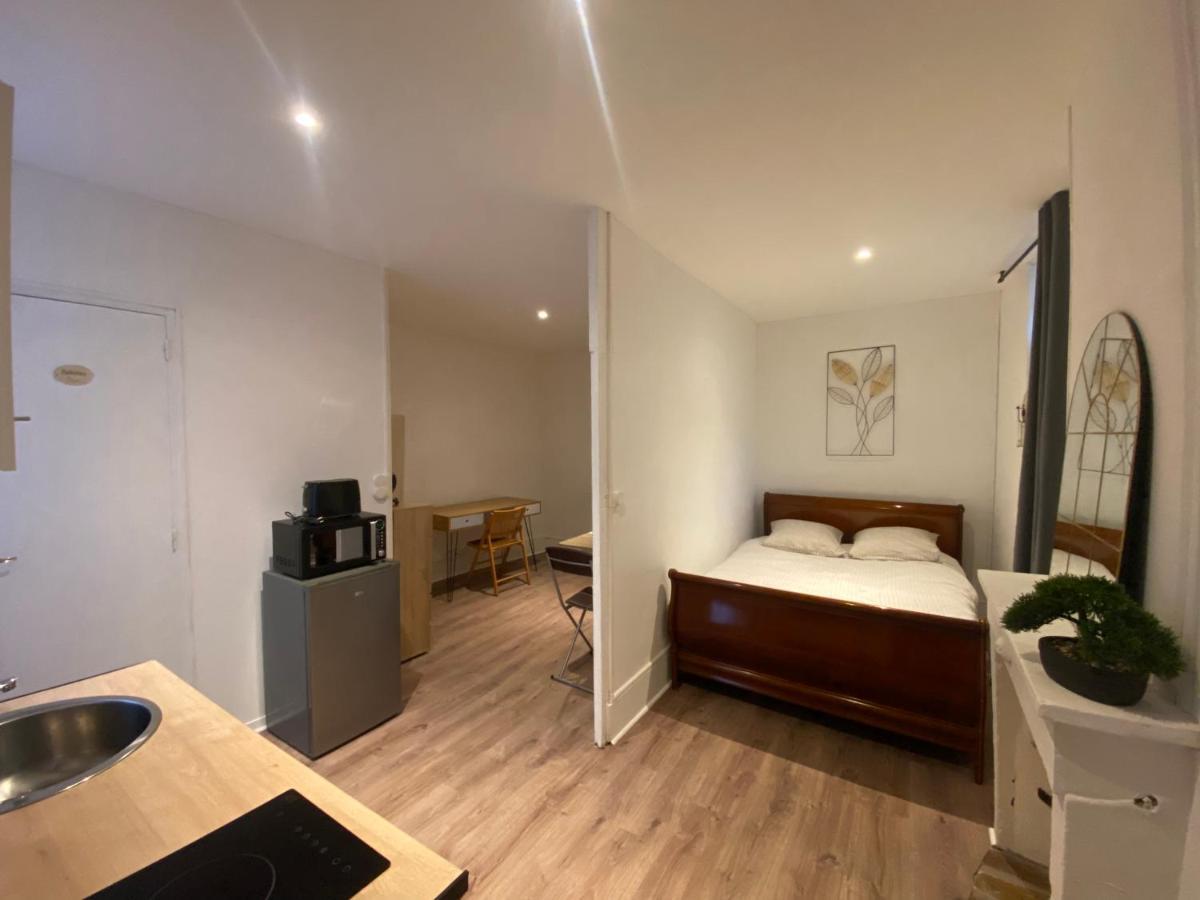 Le Puits Du Bourg Apartment Невер Екстериор снимка