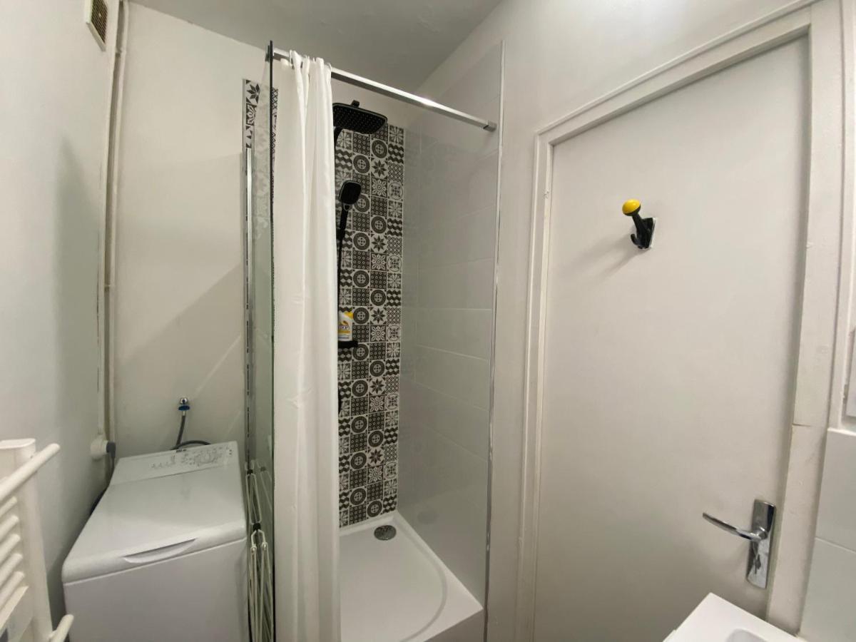 Le Puits Du Bourg Apartment Невер Екстериор снимка