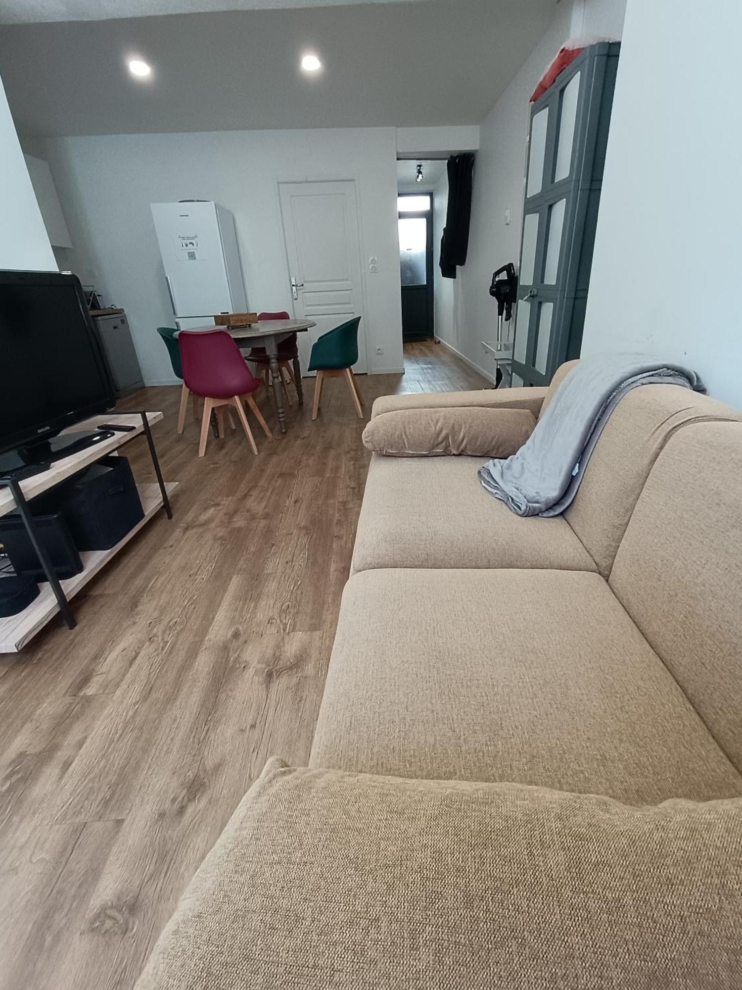 Le Puits Du Bourg Apartment Невер Екстериор снимка